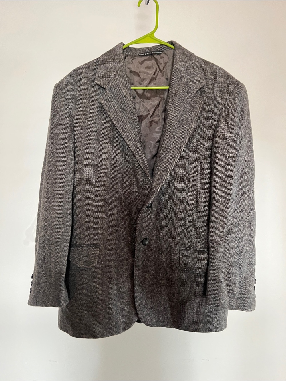 Men's Gray Herringbone Sport Coat - Classic Tailored Blazer